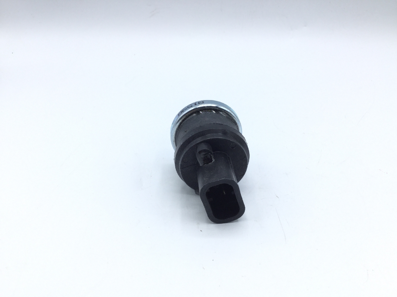 Imagen  del número de existencias nacionales 5930-01-540-9463