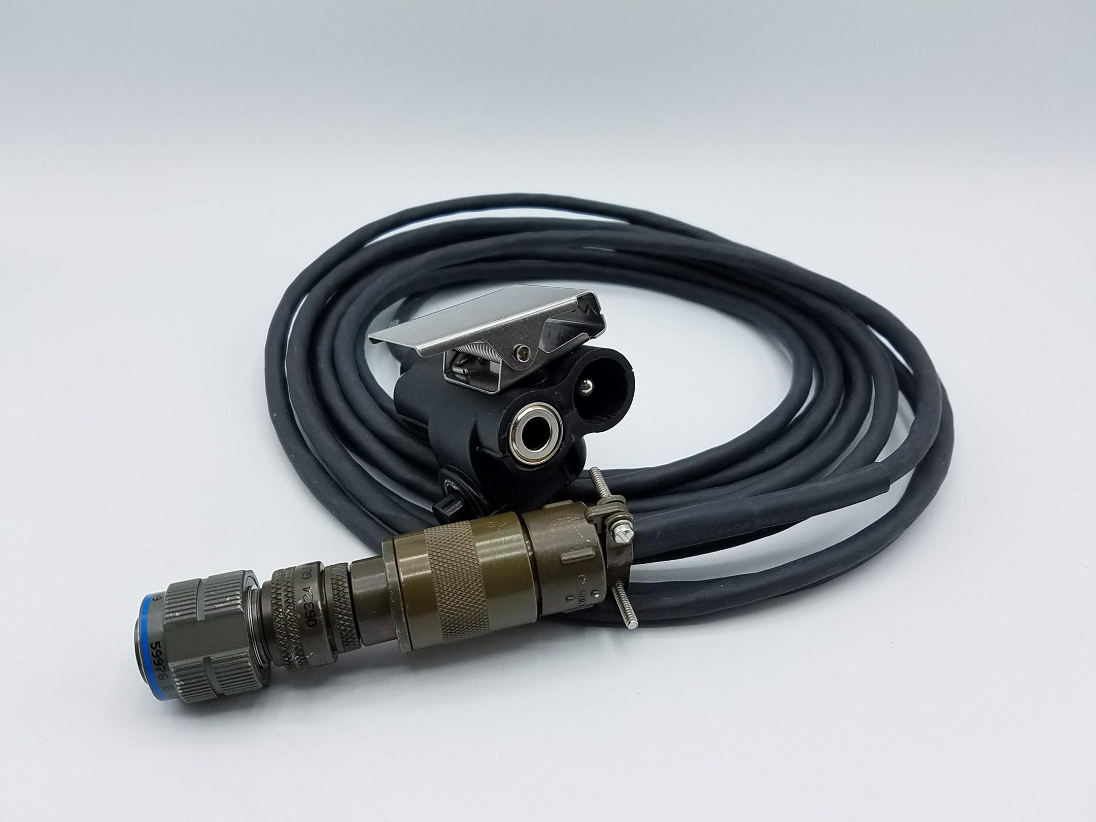 Imagen del número de acciones nacionales  5995-01-441-6835